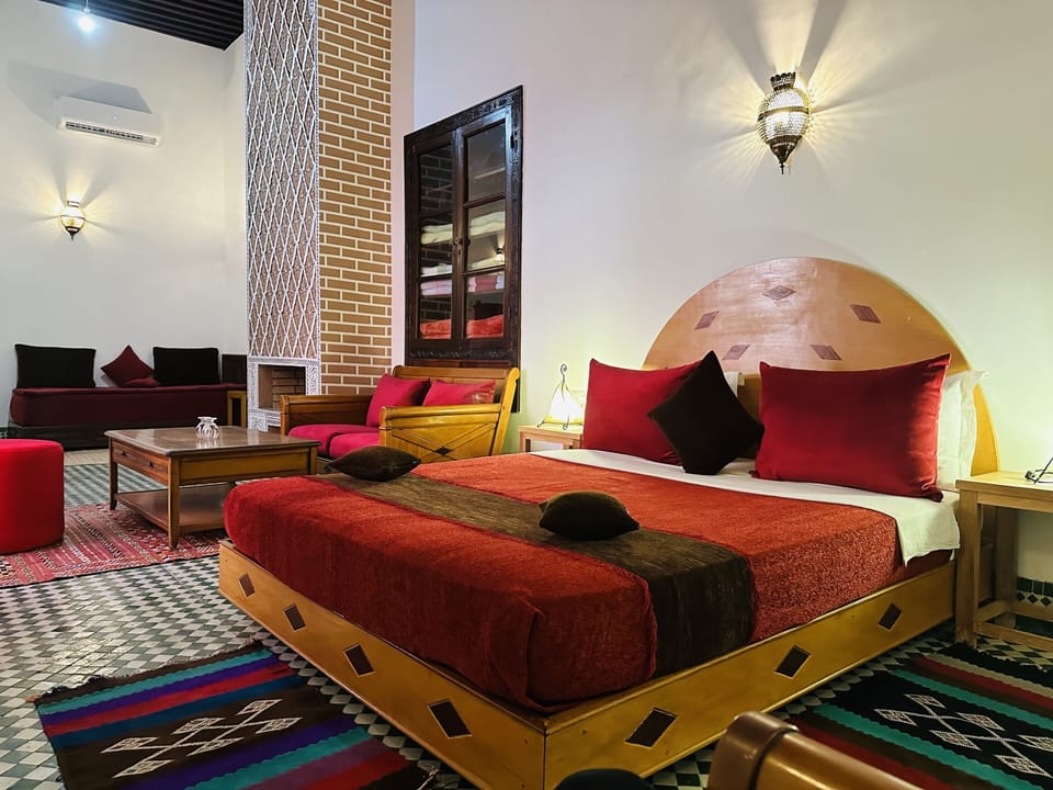 Suite, Ensuite, Pool View (Zitouna) | In-room safe, soundproofing, WiFi (free), bed sheets