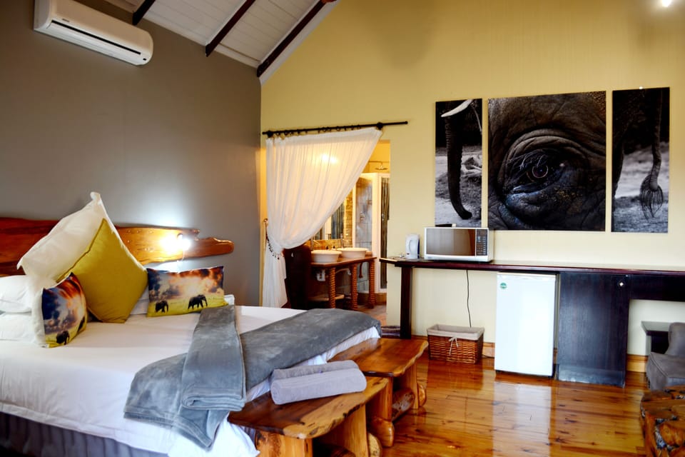 Luxury Twin Room, Mountain View | Select Comfort beds, individually decorated, individually furnished