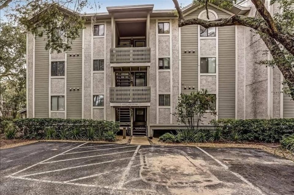 Condo, 2 Bedrooms | Exterior