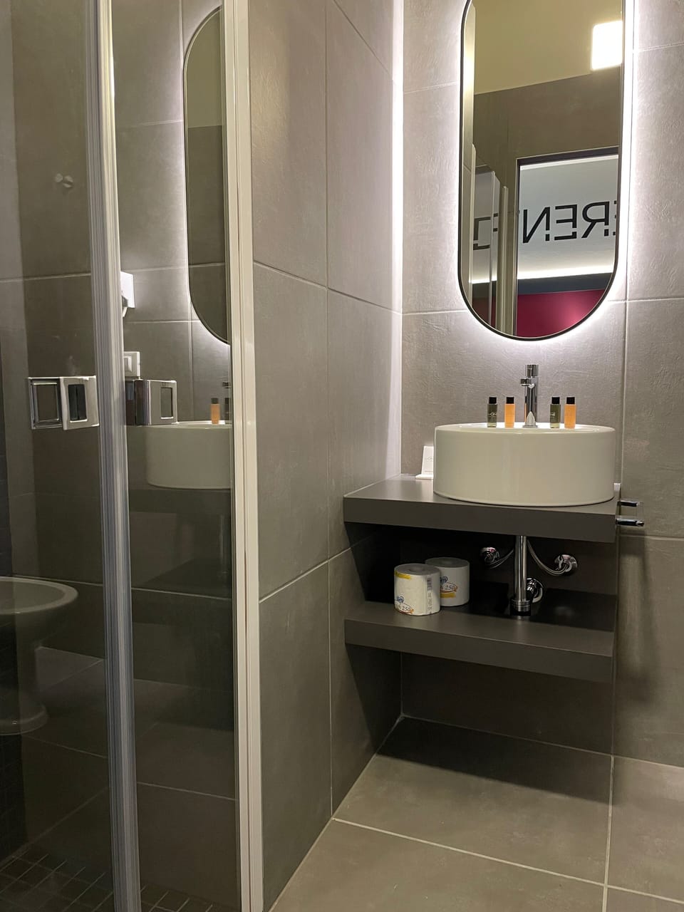 Design Triple Room, Multiple Beds, Balcony, City View | Bathroom | Shower, free toiletries, hair dryer, towels
