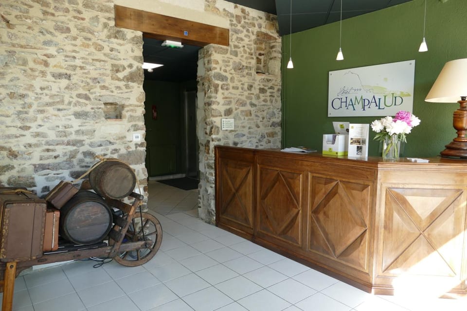 Le Champalud Hotel in Oudon