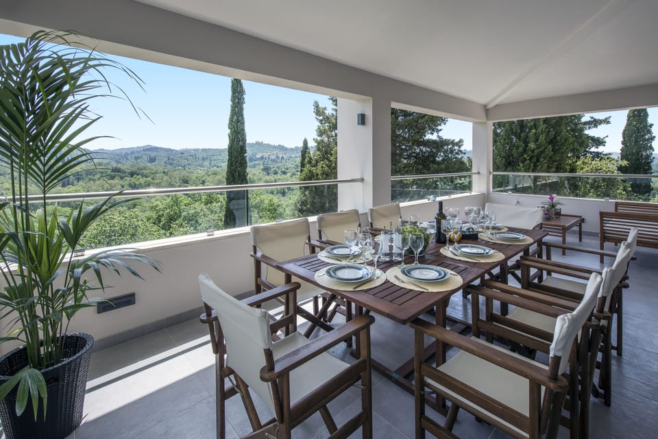 Villa | Terrace/patio