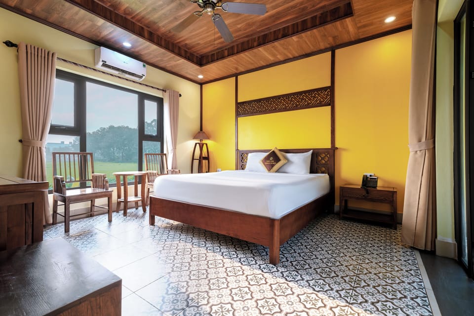 Double Room with View | Premium bedding, in-room safe, desk, laptop workspace