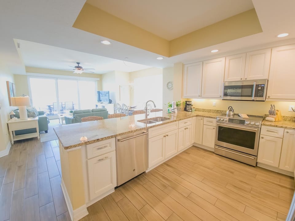 7 Kitchen