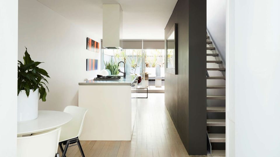 Apartment One by Contemporary Hotels is the quintessential glamorous Darlinghurst apartment for thos Apartment in Sydney