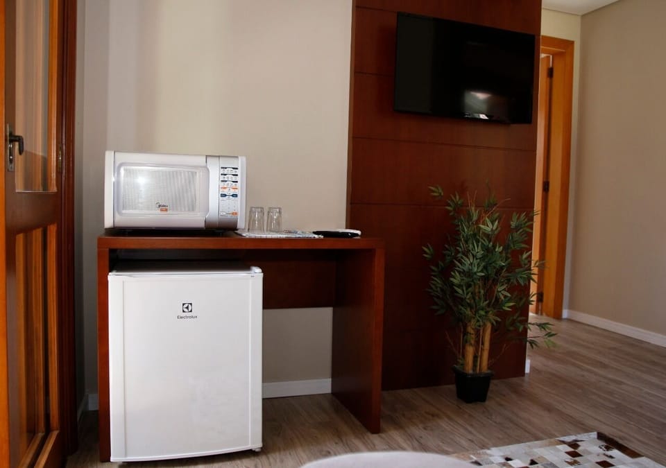 Luxury Apartment, 1 Queen Bed with Sofa bed, Non Smoking, Garden View | Living area | LCD TV
