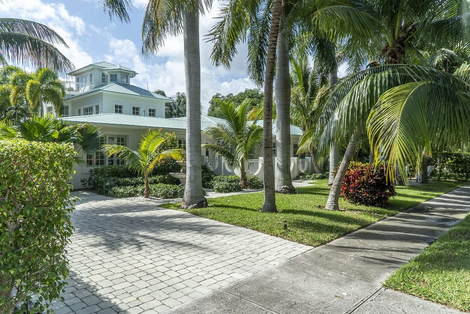 Welcome to Requited Bliss. Luxury resort style vacation home w/ resort services.