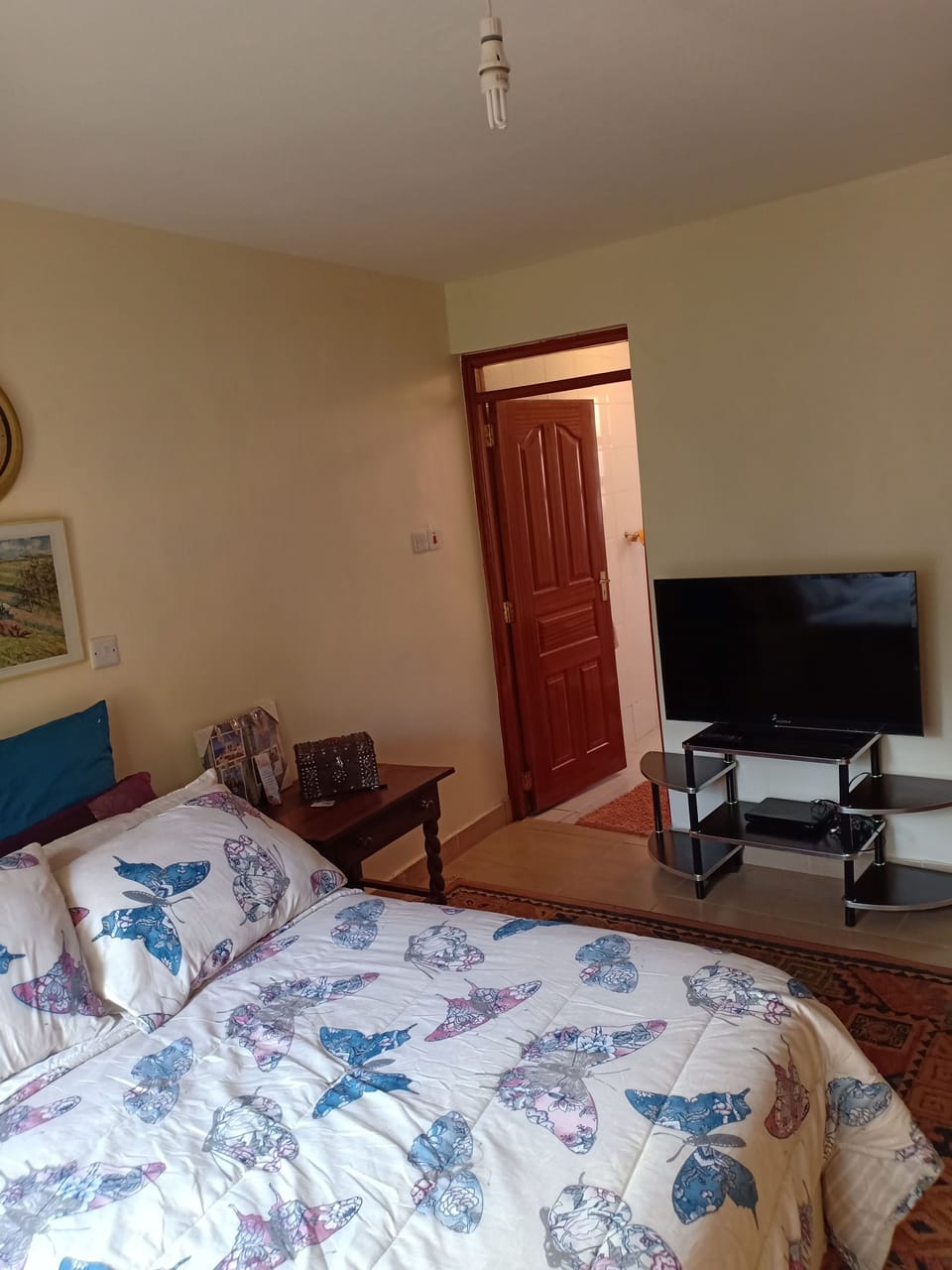 Deluxe Room | Iron/ironing board, free WiFi, bed sheets