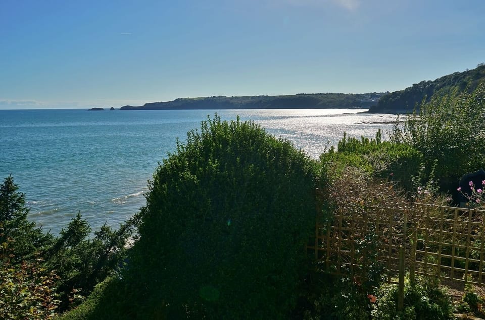 Sea Views, Direct Access to Beach