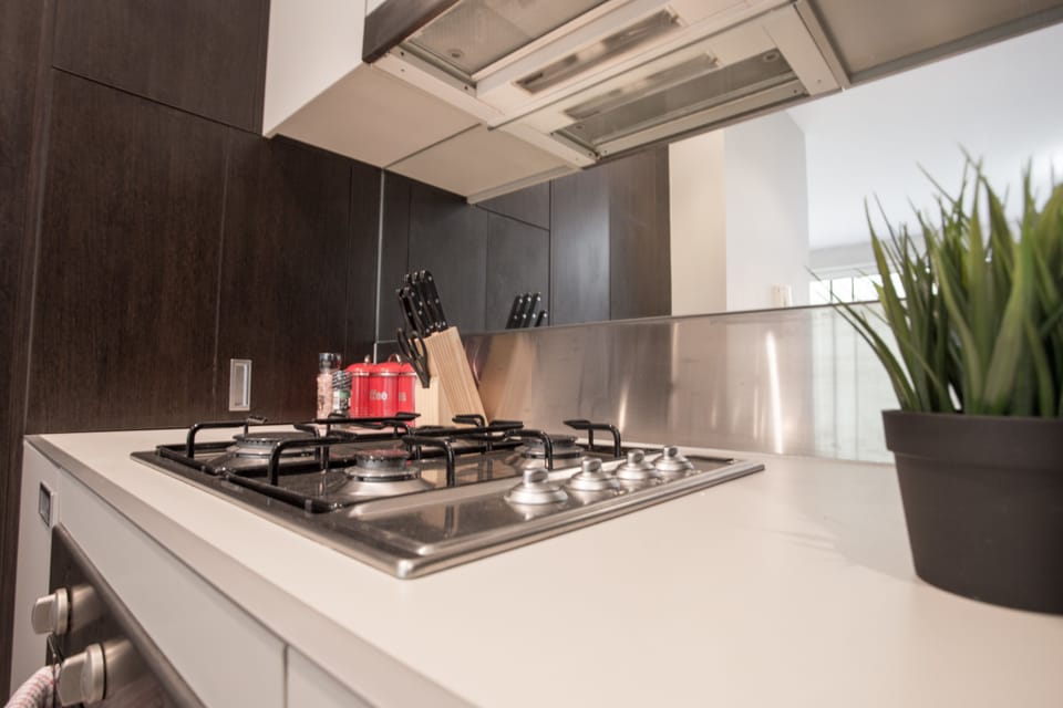 Standard Apartment, 2 Bedrooms, Non Smoking | 2 bedrooms, individually decorated, individually furnished