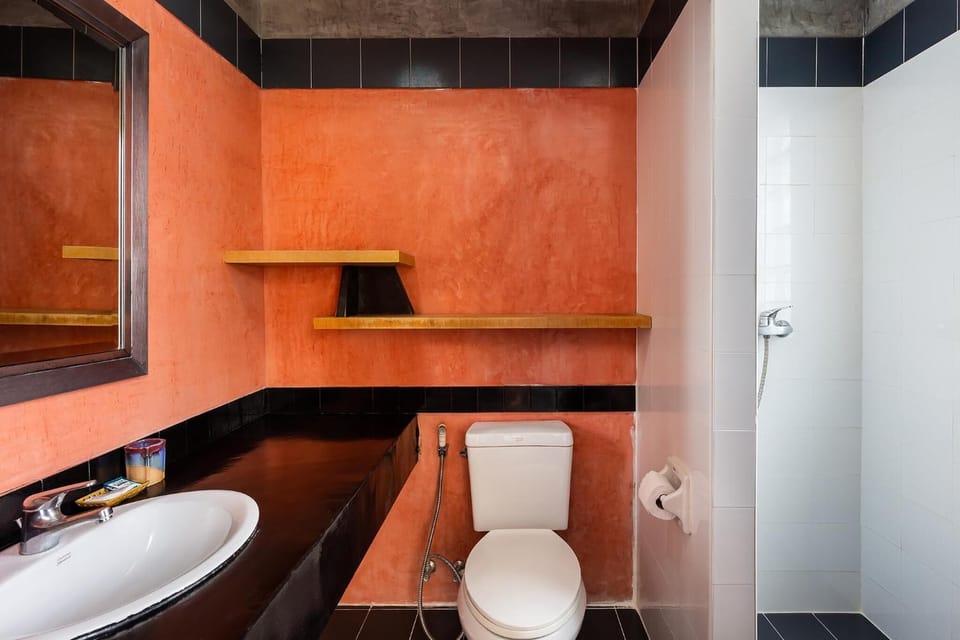 PP Insula Hotel in Krabi Changwat