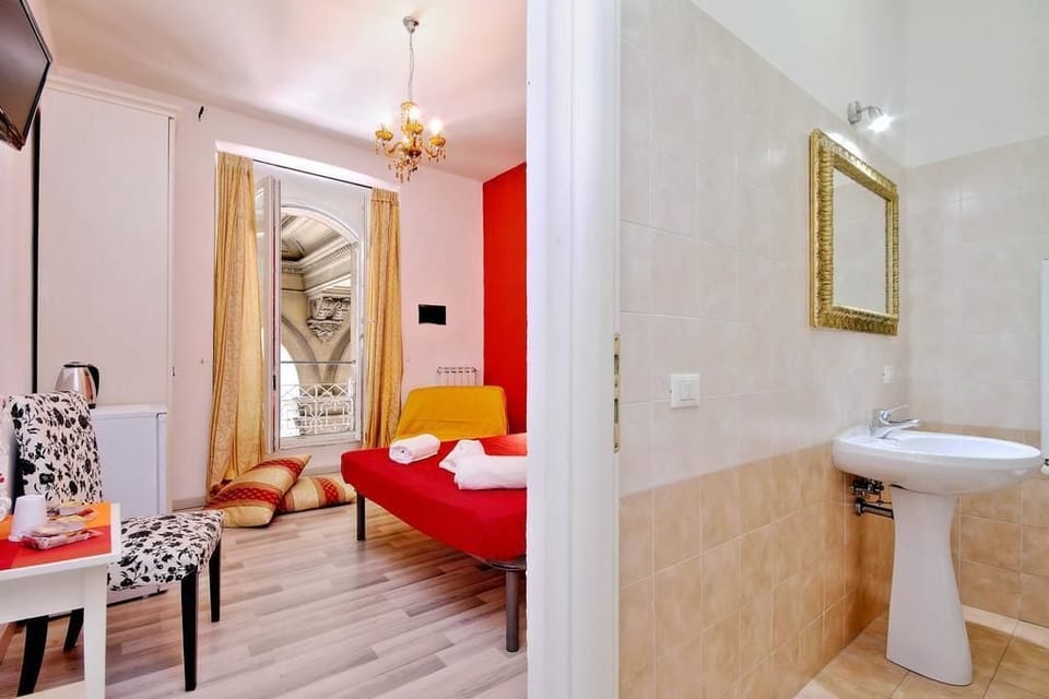 Double Room | In-room safe, blackout drapes, free cribs/infant beds, free WiFi