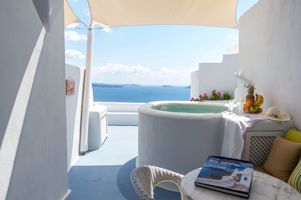 La Perla Villas and Suites - Adults Only Hotel in Oia
