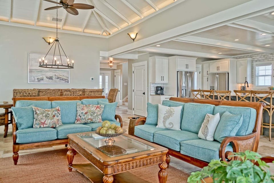 Dining, Kitchen & Living Area