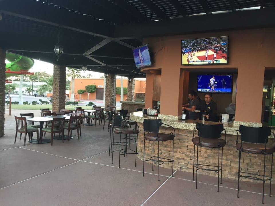 Poolside Sports Bar at Las Palmas