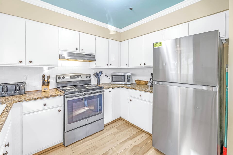 Full kitchen with all major and minor appliances, and lots of counter space.