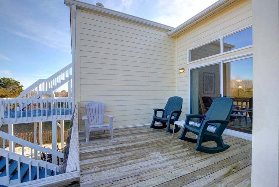 Back Sun Deck