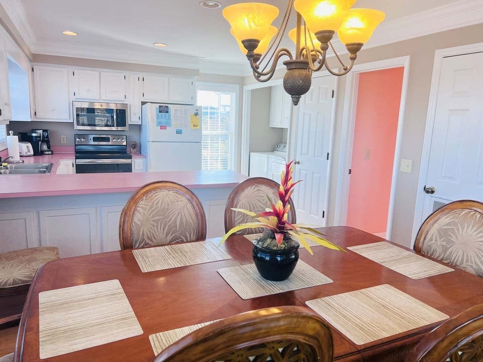 Lower Level Dining Area and Kitchen