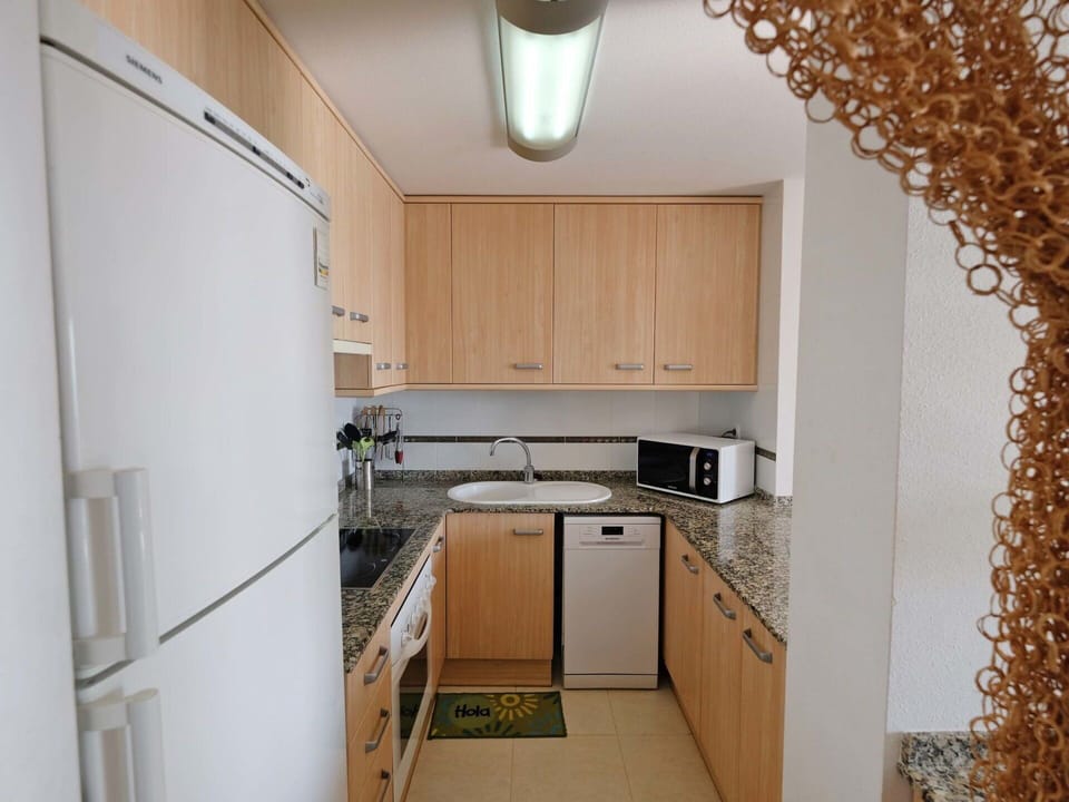 Property, Room, Furniture, Building, Interior Design, Cabinetry, Ceiling, Floor, House, Architecture