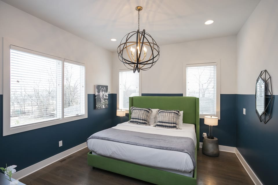 Bedroom 1 - 1 King Size Bed