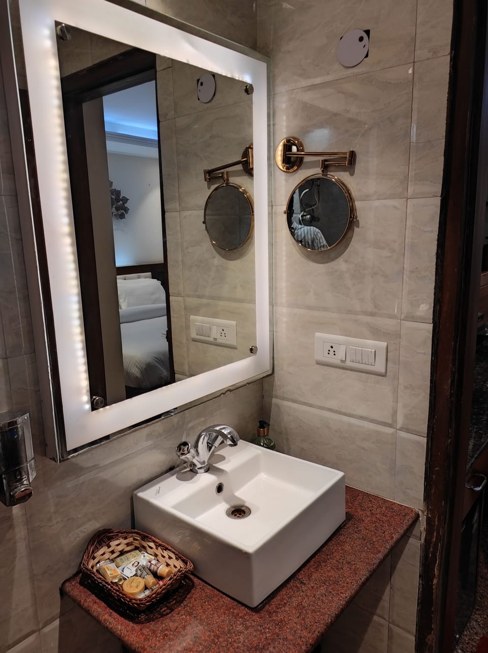 Shower, rainfall showerhead, slippers, bidet