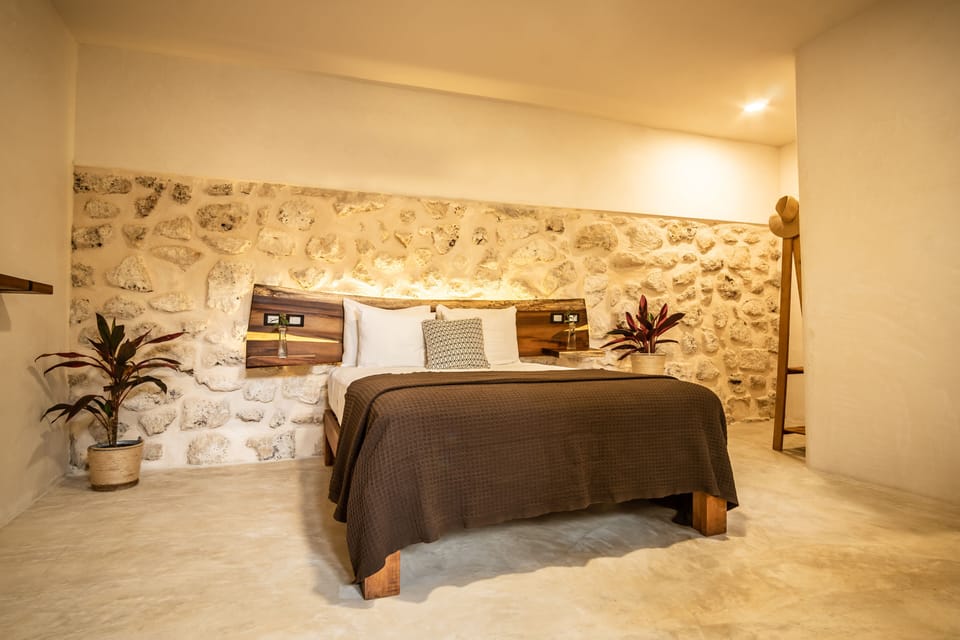 Design Room, 1 Queen Bed, Non Smoking, Garden View | Premium bedding, individually decorated, individually furnished