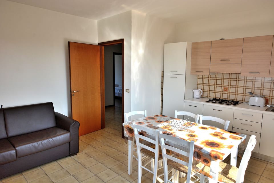 Apartment, 2 Bedrooms, Non Smoking | Living area | Flat-screen TV