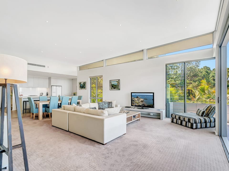 Ducted air con and natural light filled living spaces for year round comfort