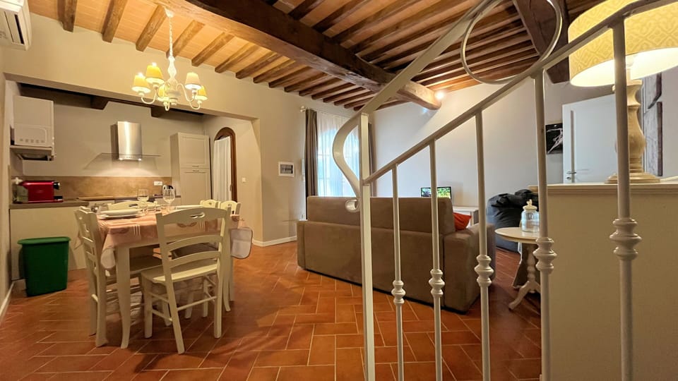 Classic Apartment, 1 Bedroom, Patio, Hill View | Private kitchen | Full-size fridge, microwave, oven, stovetop