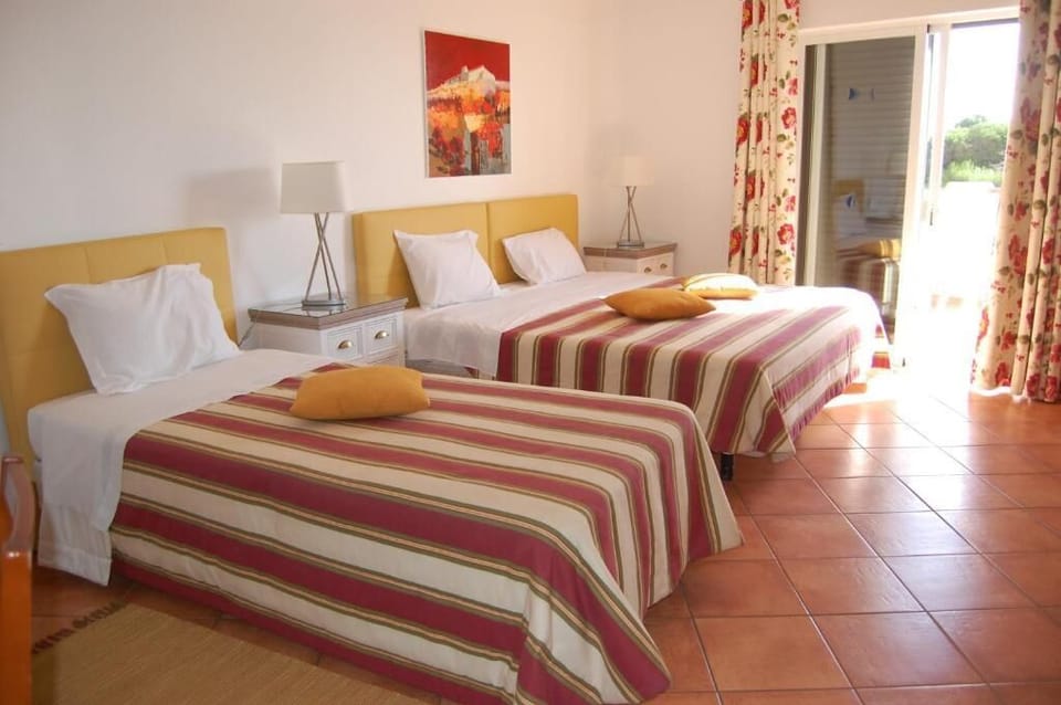 Canavial I & II Apartments Apartment hotel in Lagos