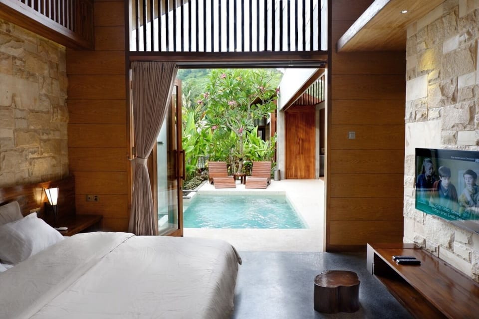 One-Bedroom Deluxe Villa with Private Pool | Blackout drapes, free WiFi, bed sheets