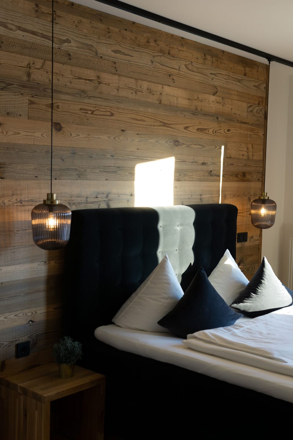 Superior Double Room, 1 King Bed, Non Smoking | Desk, soundproofing, iron/ironing board, free WiFi