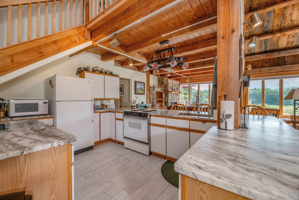 Main Floor kitchen