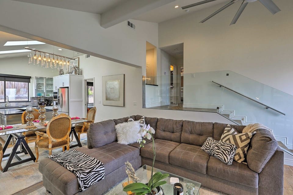 Comfortable gathering grate room.