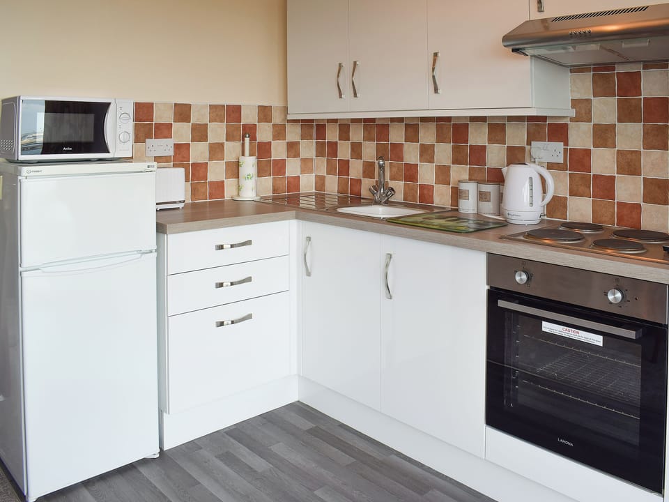 Charming kitchen area | Solent Point - Solent View & Brambles Cottage, Freshwater