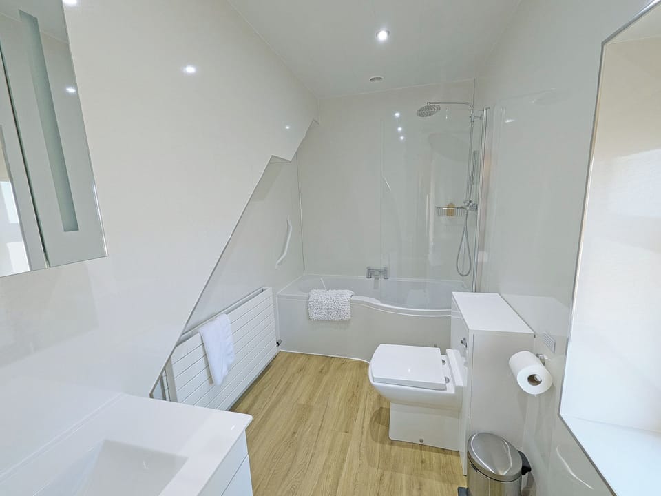 Bathroom | Seascape Cottage, Allonby, near Maryport