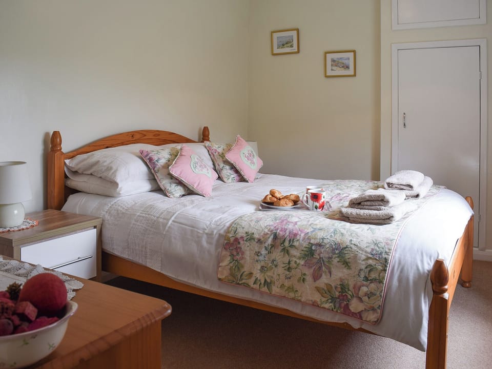 Double bedroom | Cobb&rsquo;s Cottage, Grosmont, near Whitby