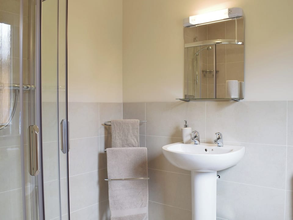En-suite shower room | Frith View, Glengoulandie, near Aberfeldy