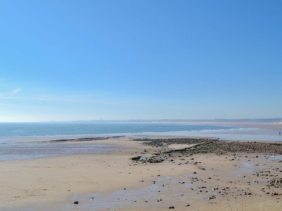 Beautiful nearby beach | Sandy Toes, Beadnell, near Alnwick
