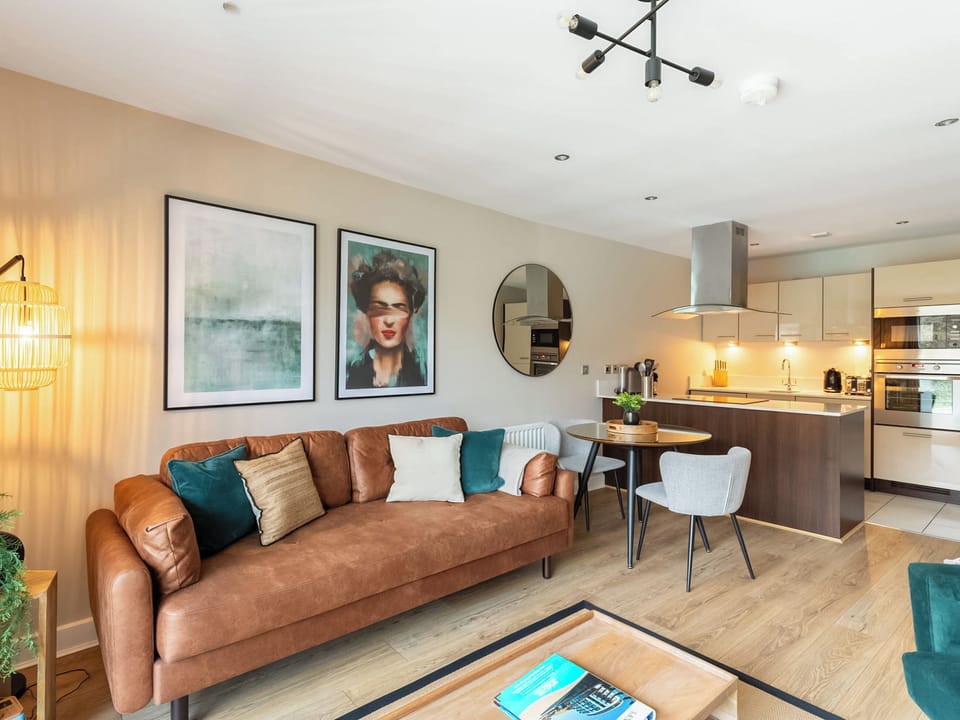 Open plan living space | North Bay Sands Apartment 1 - North Bay Sands Apartments, Scarborough