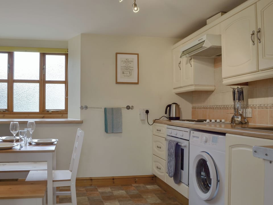 Kitchen/diner | The Stables - Smiths Farm Cottages, Charmouth, near Lyme Regis