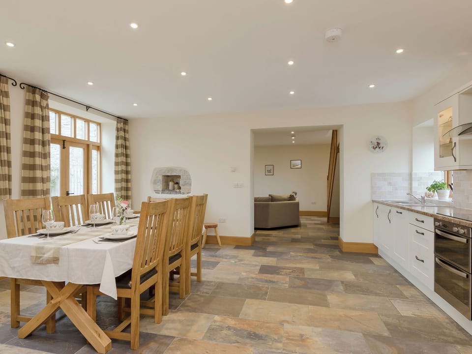 Large, open, kitchen/ dining room | Applebarn - Applebarn Holidays, West Pennard, near Glastonbury