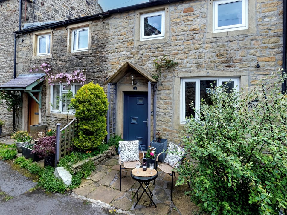 Outdoor | Rosemount Cottage, Salterforth, near Barnoldswick
