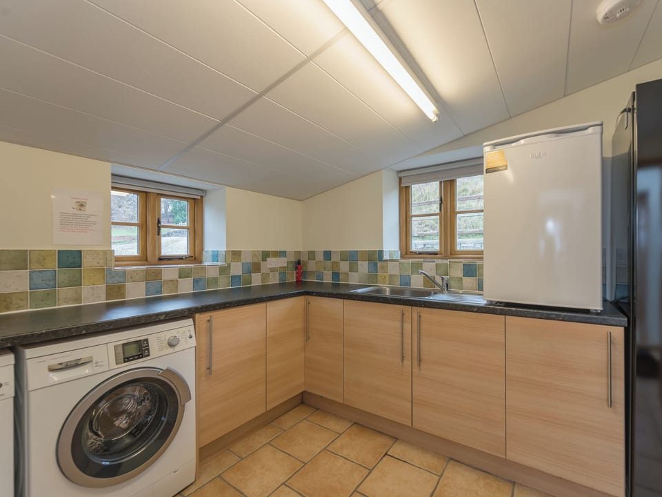 Utility room | Y Beudy, Pwllglas, near Ruthin