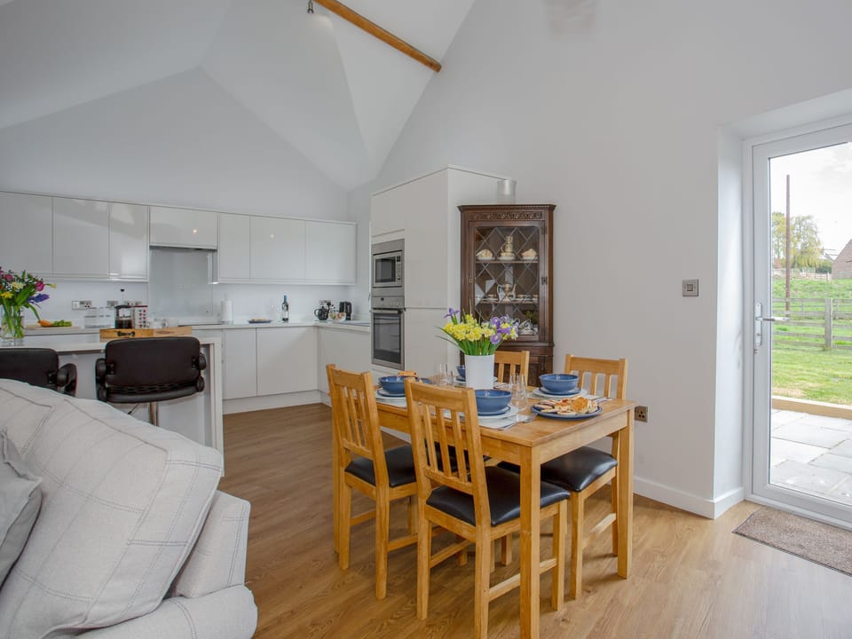 Light and airy dining area | Brens Barn, Aiskew, near Bedale