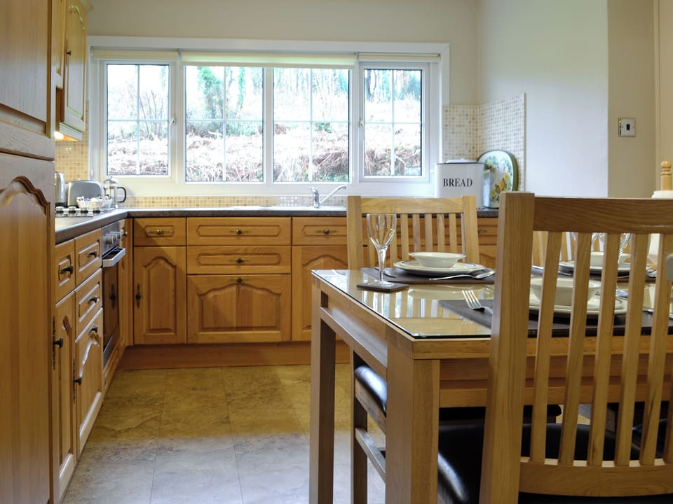 Fully appointed fitted kitchen | Woodland View 2 - Plas Talgarth, Pennal, near Machynlleth