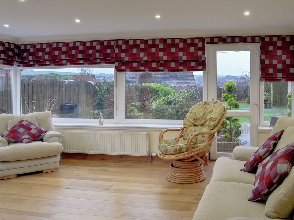 Light and airy conservatory | Hawthorn Cottage, Stranraer