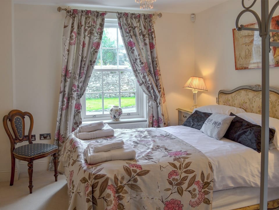Attractive double bedroom | Ebbe Retreat, Beadnell