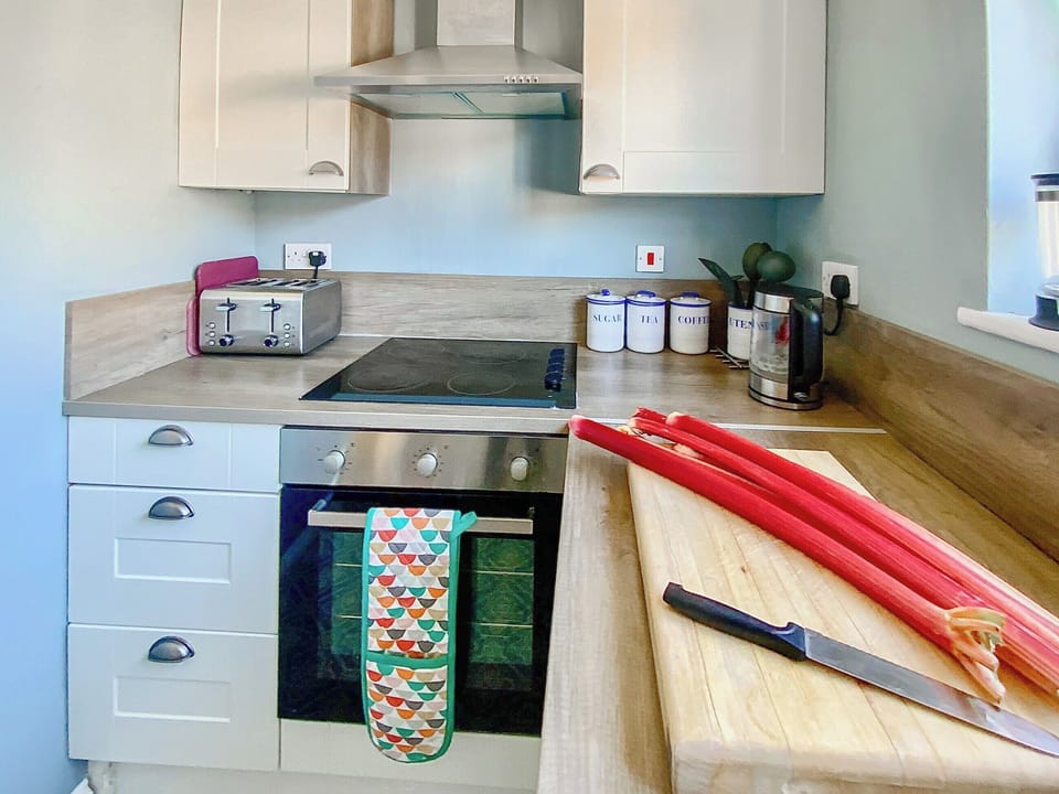 Immaculately presented kitchen | Corner View, Broadstairs