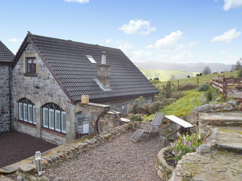Smart, contemporary style holiday home | Honeypot Cottage, Rothbury